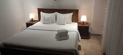 Ceylon Kingsmen Garden Hotel