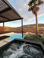 Ftelia Black Villas