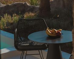 Ftelia Black Villas
