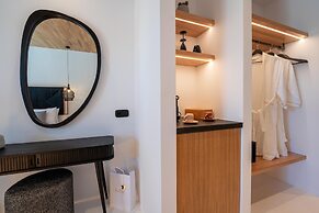 Ftelia Black Villas