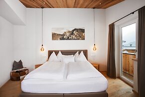 Home Suite Home