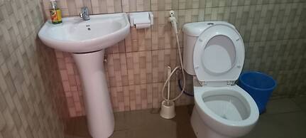 Tommy's Budget Rooms