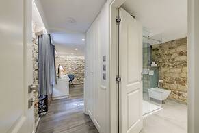 Mint Luxury Rooms