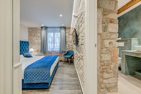 Mint Luxury Rooms