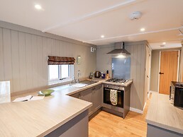 Grouse Lodge
