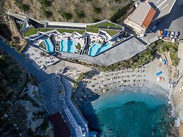 Made By The Sea Villas 21 Bdrm