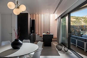Made By The Sea Villas 21 Bdrm