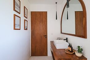 The Arki Villa