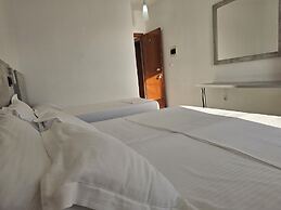 1bed Beachfront With Seaview Balcony - 5mintobeach