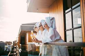 Secana Beachtown Resort & Villas
