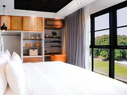 Secana Beachtown Resort & Villas