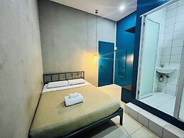 The Daylight Inn Davao