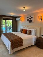 Doors Urla Hotel & Bungalows
