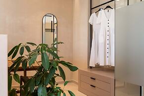 Aura Suites Paros