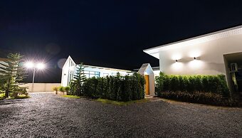 Villa Paramount 2