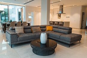 Fortuna Seaview Villa