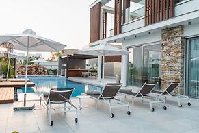 Fortuna Seaview Villa