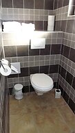 Inviting Apartment 14 Sleeps 3 Guests