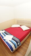 Economy Apartment 12 Sleeps 3 Guests