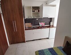 Economy Apartment 12 Sleeps 3 Guests