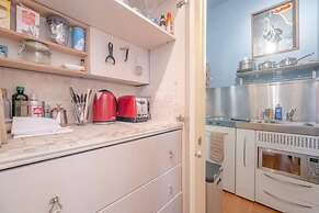 Quaint and Central Studio Flat - Chelsea