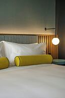 Renaissance Porto Lapa Hotel