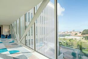 Renaissance Porto Lapa Hotel