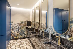Renaissance Porto Lapa Hotel
