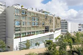 Renaissance Porto Lapa Hotel