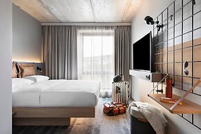 Moxy Tromso