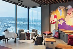 Moxy Tromso