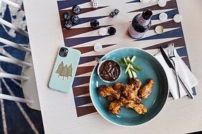 Moxy Tromso