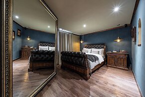 KAYLA HOTEL