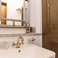 KAYLA HOTEL