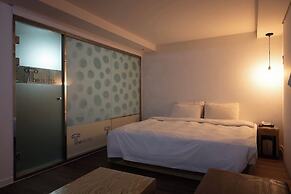 KAYLA HOTEL