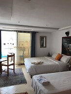les bains de mirleft