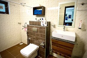 Casa Siolim - 4BHK Private Pool Villa