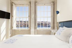 Oporto Home River Front