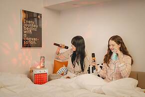 Sinchon Localfriends Hotel