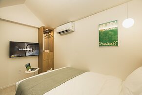 Sinchon Localfriends Hotel