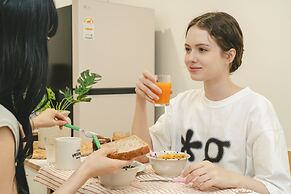 Sinchon Localfriends Hotel