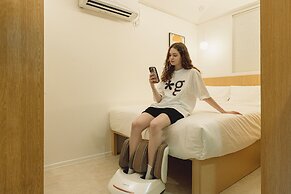 Sinchon Localfriends Hotel