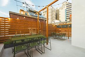 Sinchon Localfriends Hotel