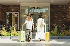 Sinchon Localfriends Hotel
