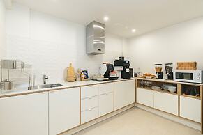 Sinchon Localfriends Hotel