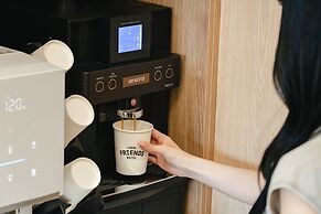 Sinchon Localfriends Hotel