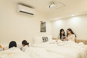 Sinchon Localfriends Hotel