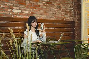 Sinchon Localfriends Hotel