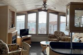 Immaculate 2-bed Static Caravan at Monrieth
