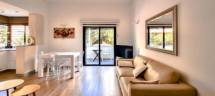 Rupin Nacre in Tel Aviv-yafo